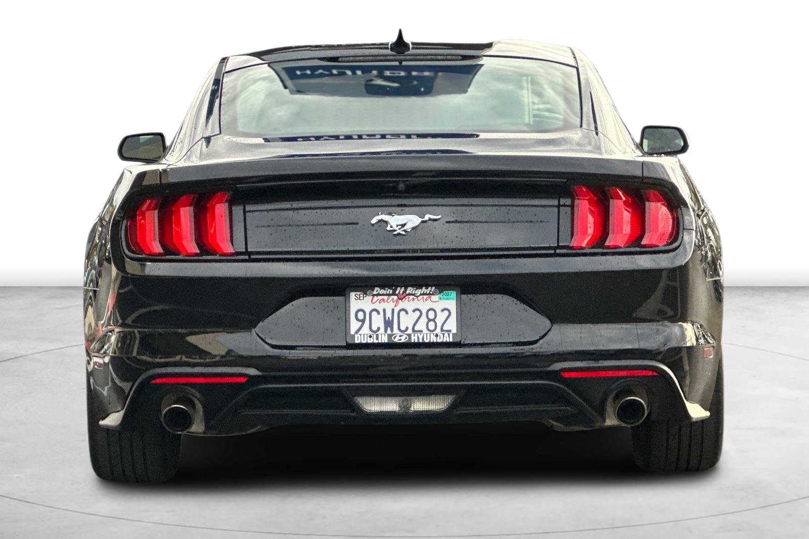 Used 2022 Ford Mustang Coupe RWD image 5