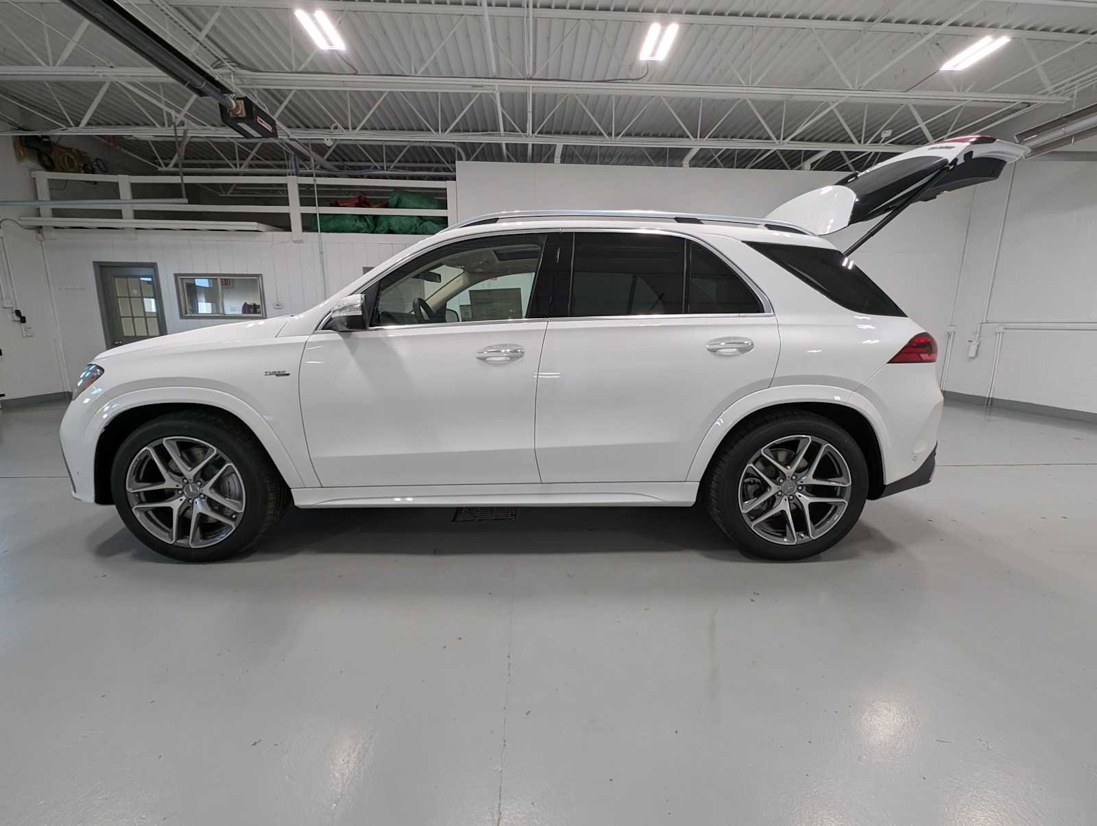 New 2026 Mercedes-Benz GLE 53 AMG 4MATIC image 10