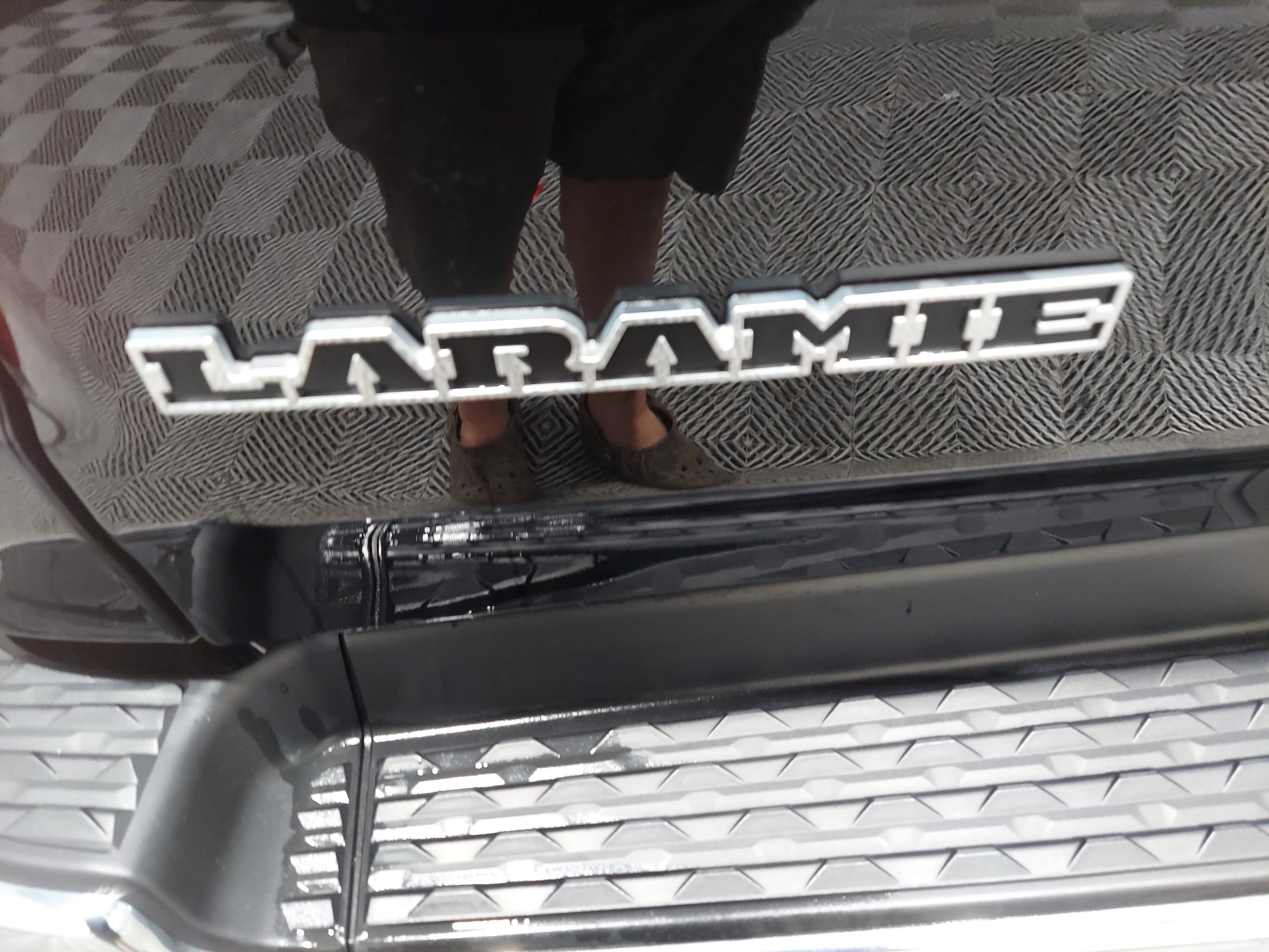 Used 2022 RAM 1500 Laramie AWD/4WD image 6