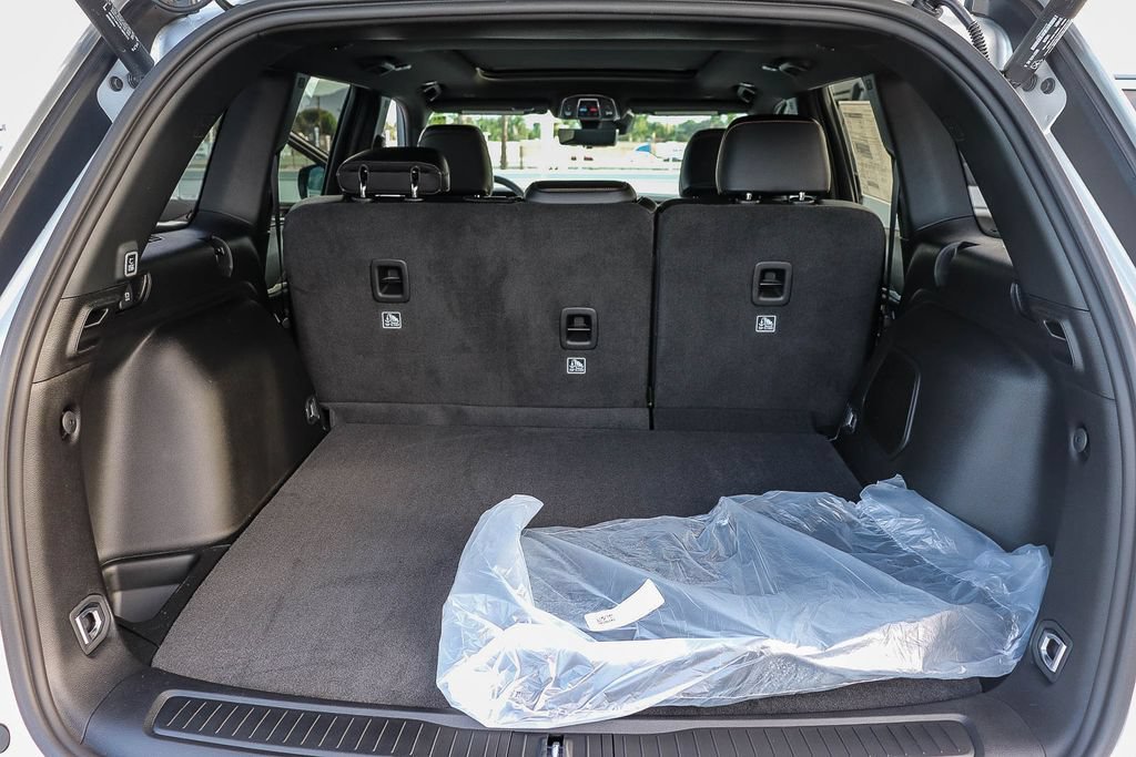 New 2026 Jeep Grand Cherokee Limited AWD/4WD image 31