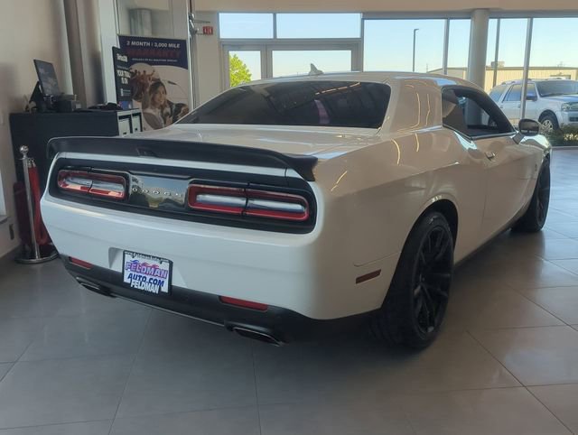Used 2022 Dodge Challenger R/T Scat Pack w/ Dynamics Package RWD image 3