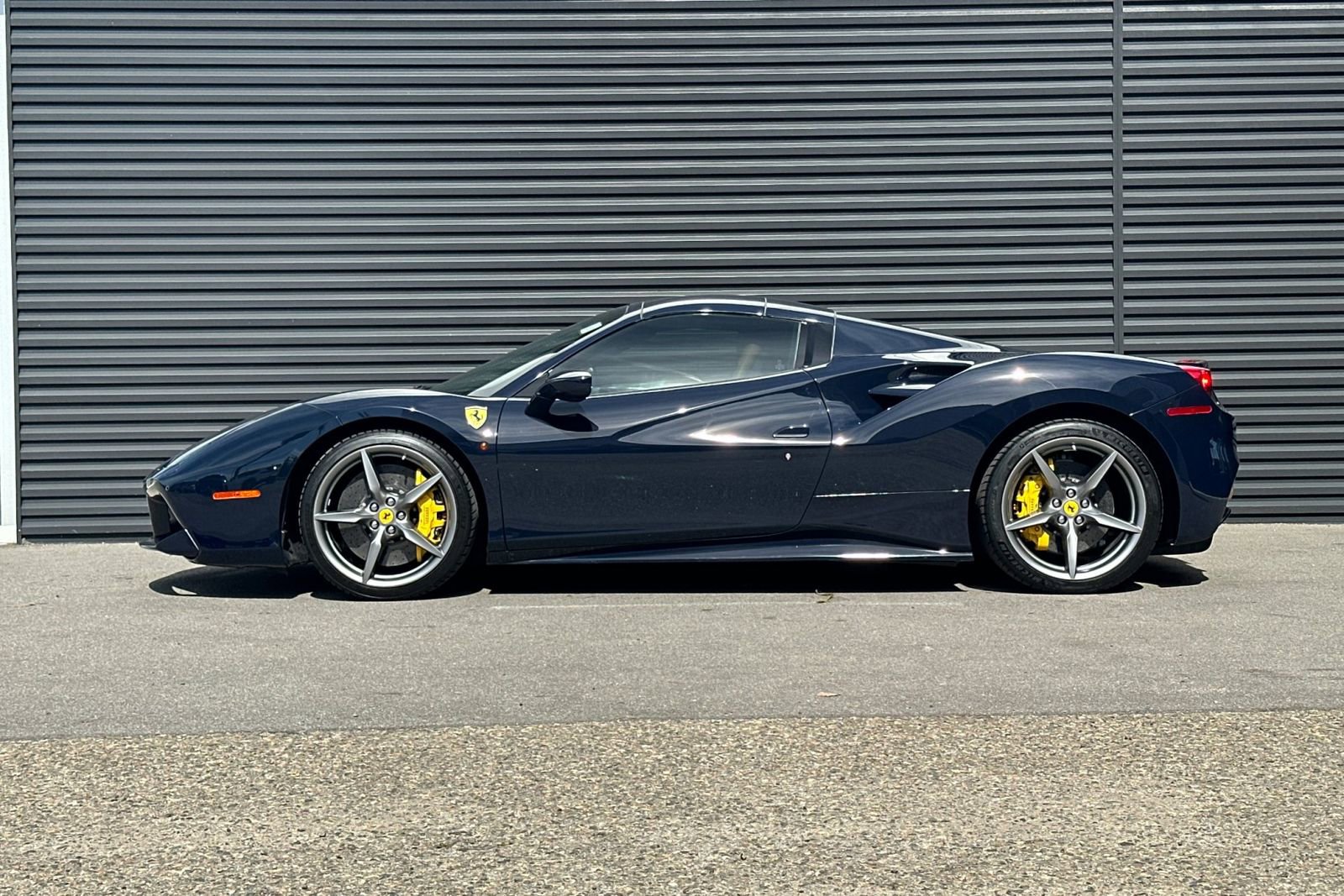 Used 2018 Ferrari 488 Spider image 2