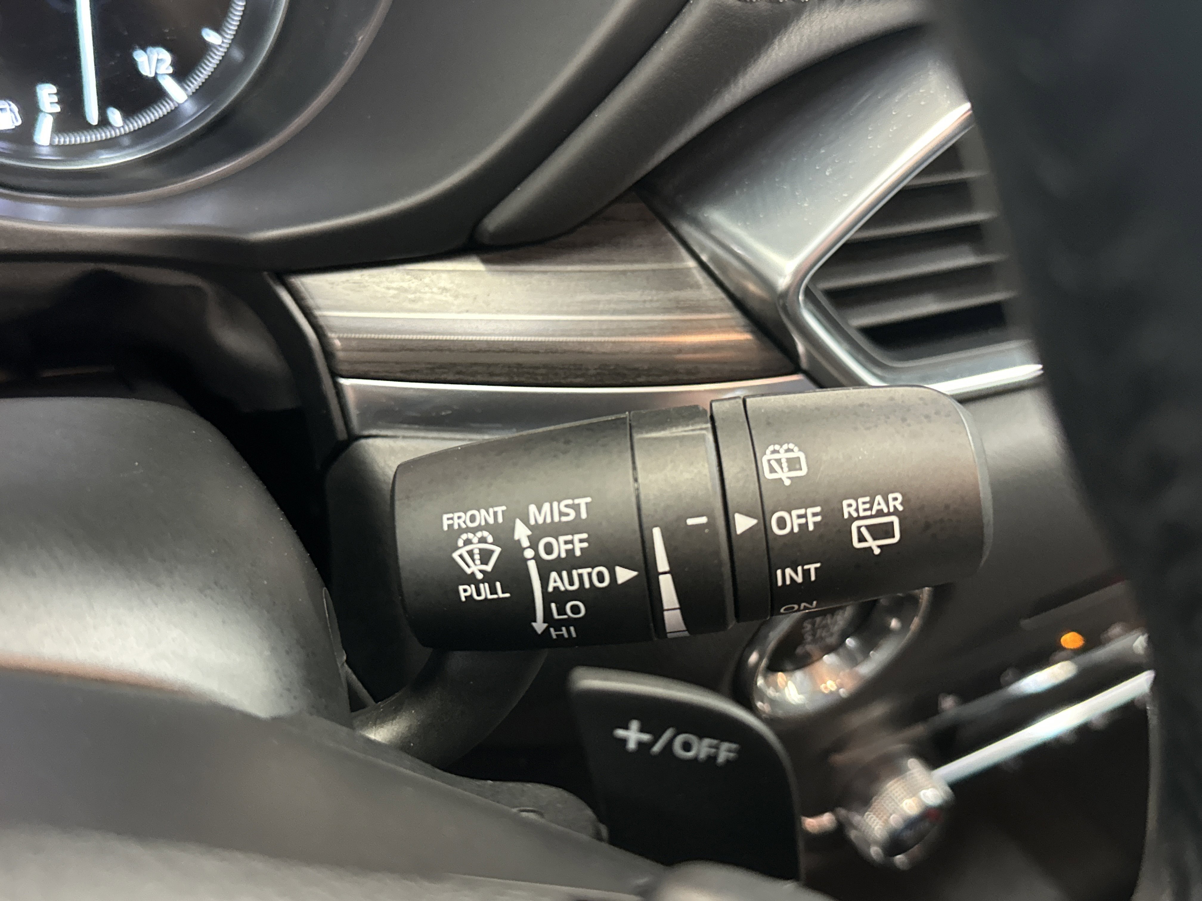 Used 2023 MAZDA CX-5 AWD 2.5 S w/ Premium Package image 39