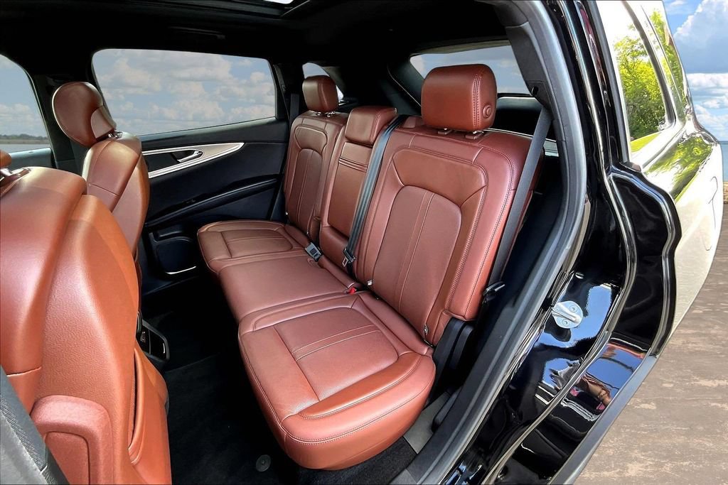 Used 2019 Lincoln Nautilus Reserve FWD image 24