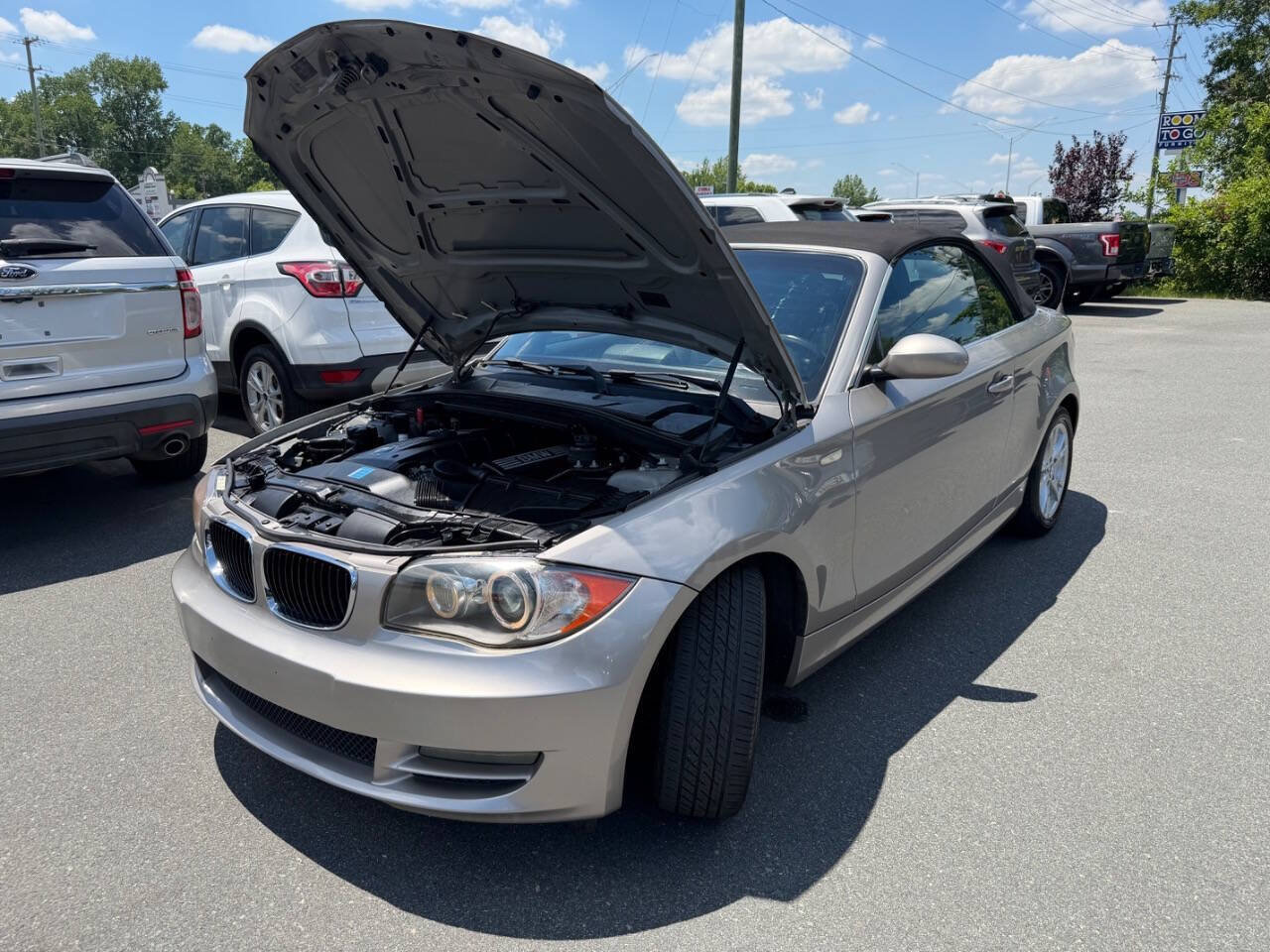 Used 2009 BMW 128i Convertible RWD image 19