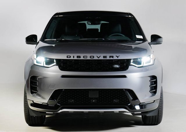 Certified 2025 Land Rover Discovery Sport Dynamic SE AWD/4WD image 8