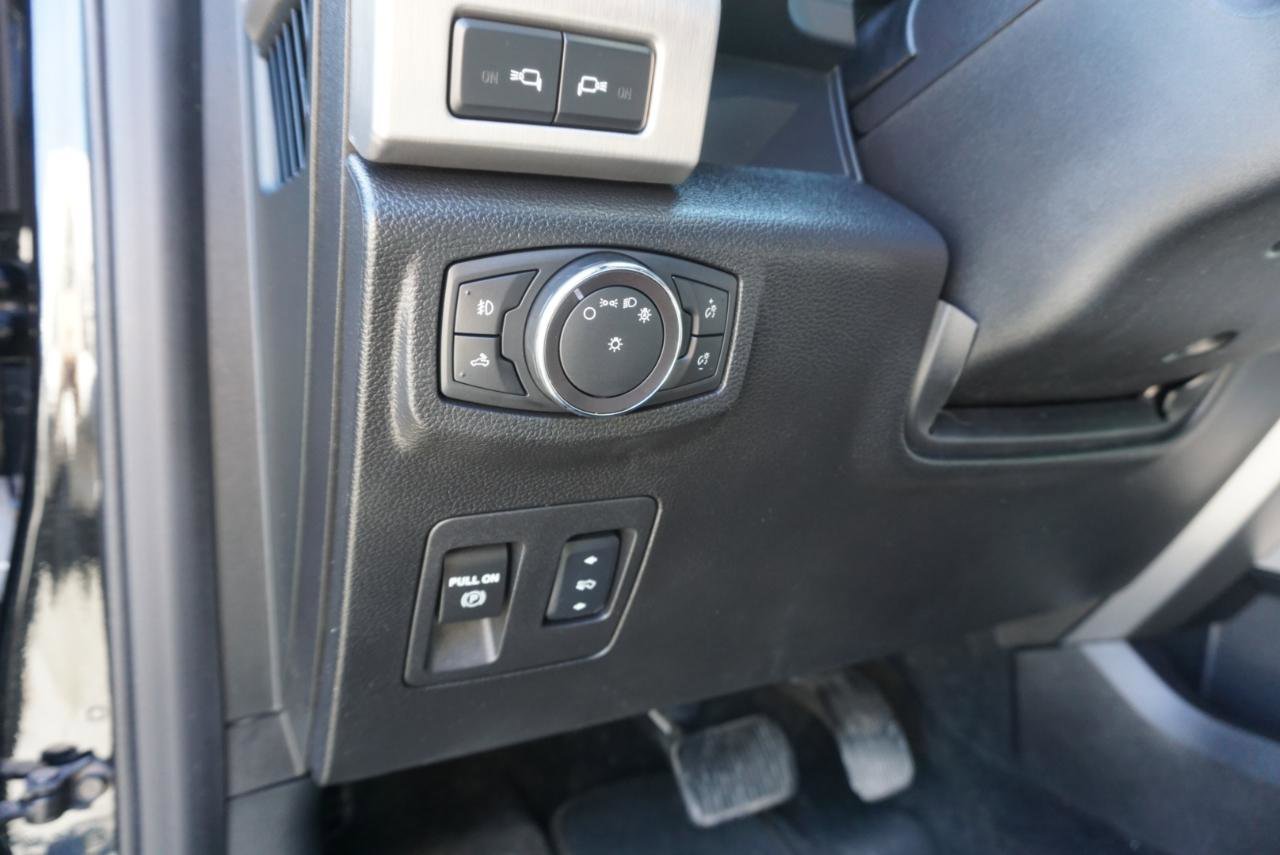 Used 2018 Ford F150 Platinum w/ Equipment Group 701A Luxury image 14