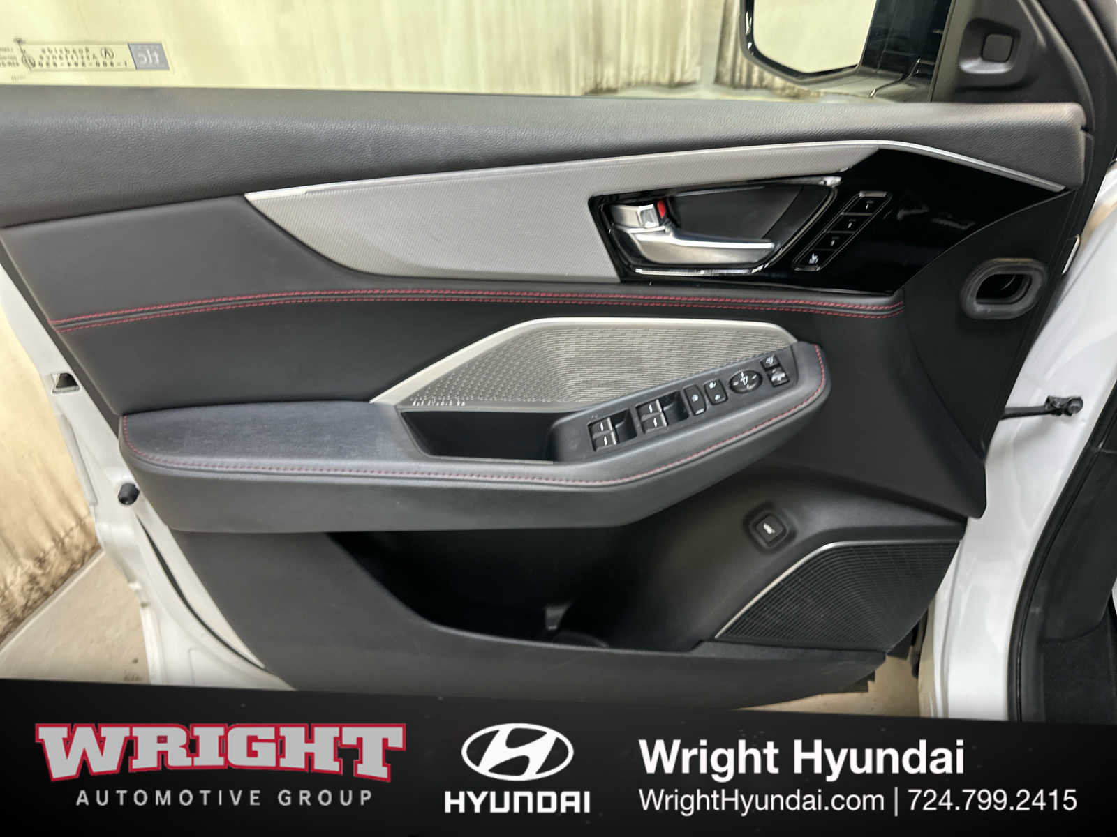 Used 2023 Acura MDX A-Spec image 9