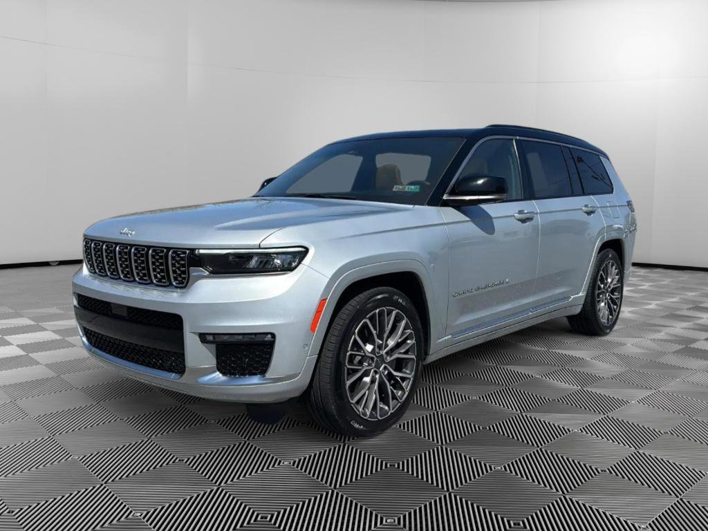 Used 2024 Jeep Grand Cherokee L Summit AWD/4WD image 1