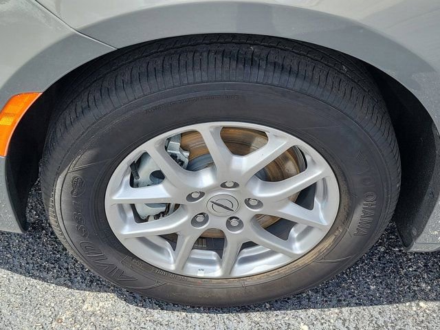 Used 2025 Chrysler Pacifica Select FWD image 9