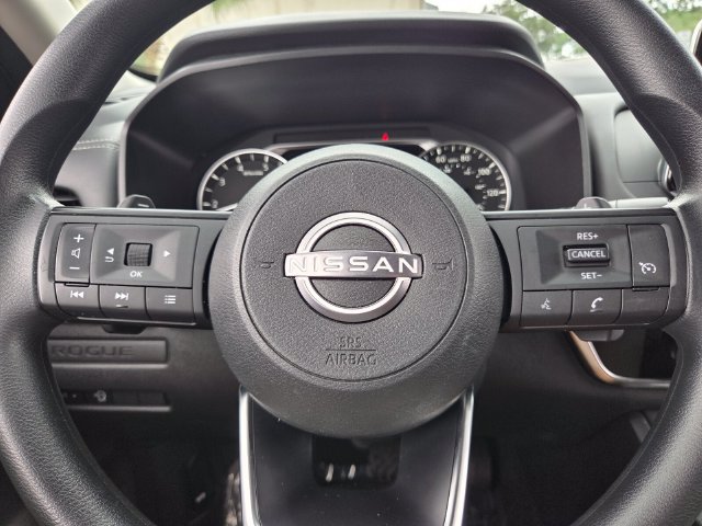 Used 2024 Nissan Rogue S FWD image 30