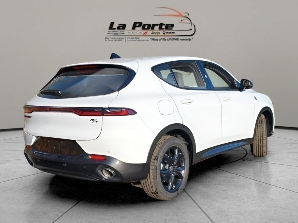 New 2024 Dodge Hornet R/T w/ R/T Blacktop Package image 12