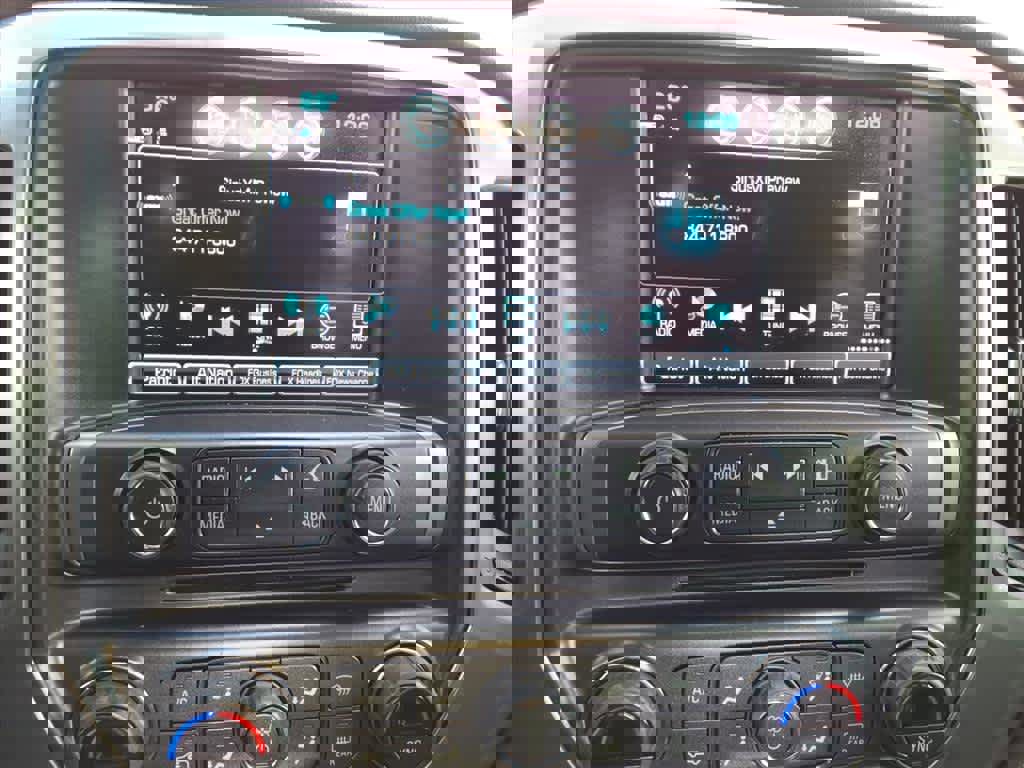 Used 2018 Chevrolet Silverado 1500 LT w/ All Star Edition image 17