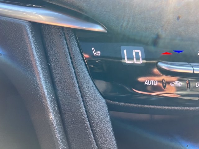 Used 2024 Cadillac XT6 Luxury w/ LPO, Floor Liner Package AWD/4WD image 27