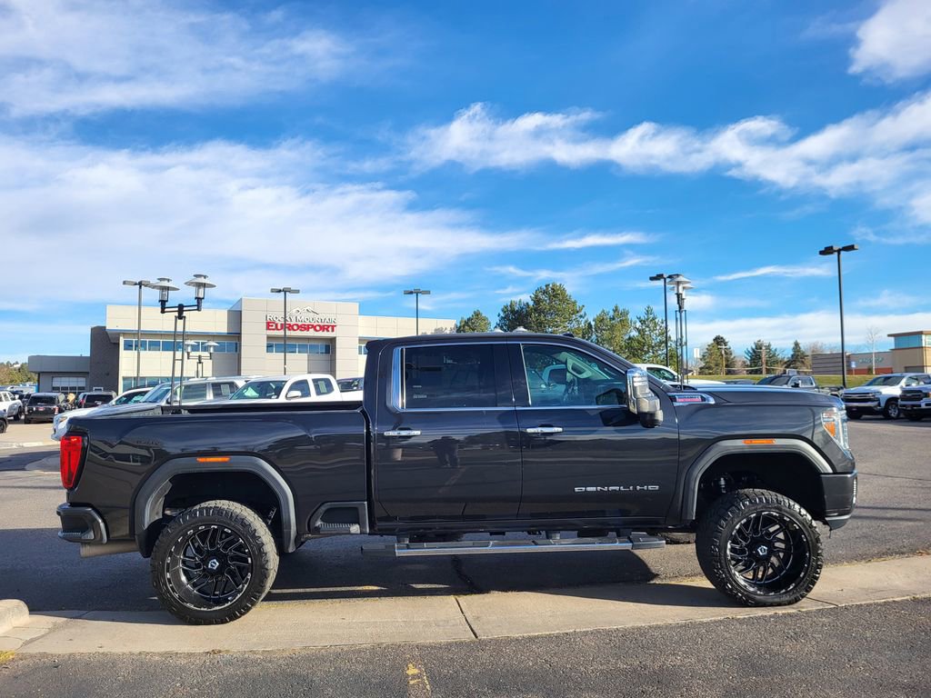 Used 2020 GMC Sierra 2500 Denali w/ Denali Ultimate Package image 3