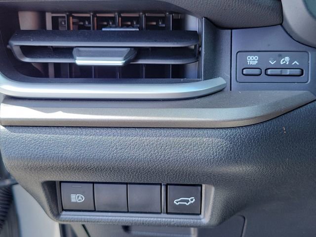 Used 2025 Toyota Grand Highlander FWD image 17