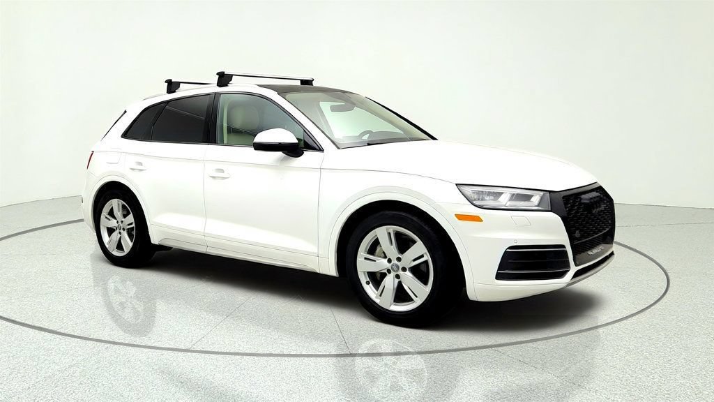 Used 2018 Audi Q5 2.0T Premium Plus w/ Premium Plus Package AWD/4WD image 3