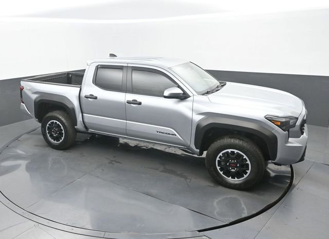 Used 2025 Toyota Tacoma TRD Off-Road AWD/4WD image 28