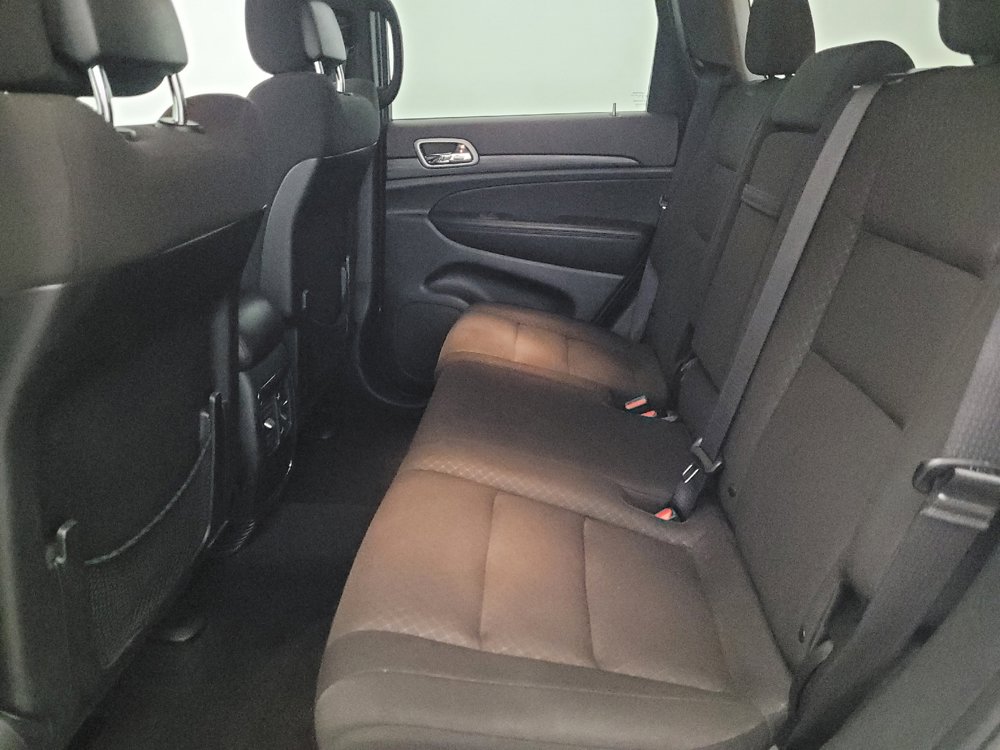 Used 2022 Jeep Grand Cherokee Laredo E image 18