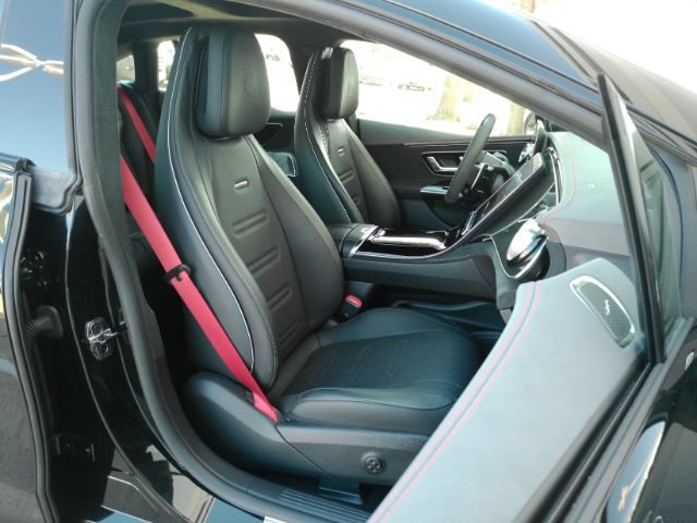 Used 2023 Mercedes-Benz EQE AMG 4MATIC Sedan image 22