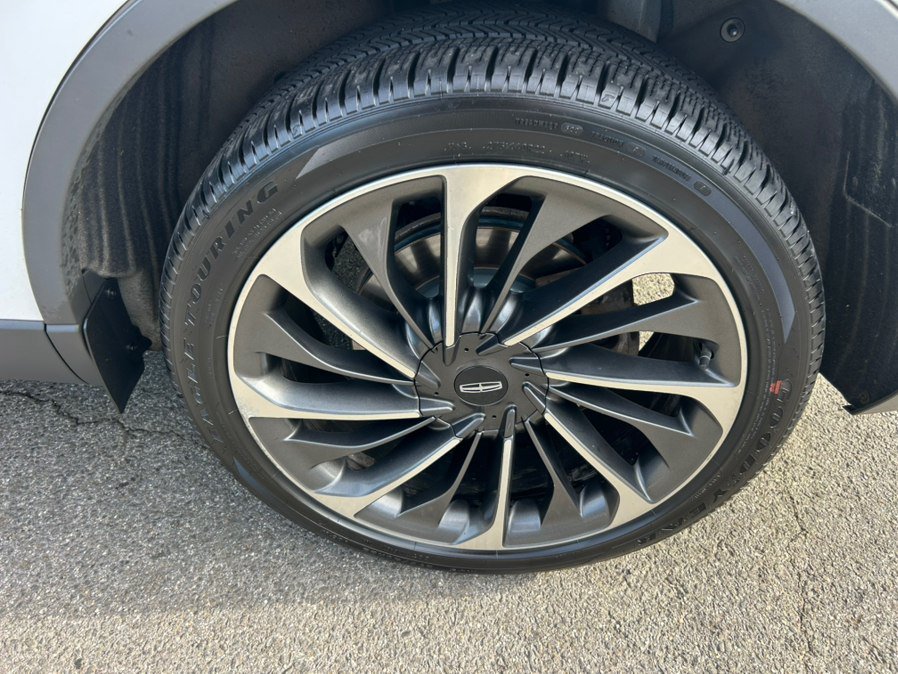 Used 2020 Lincoln Aviator Reserve w/ Equipment Group 202A AWD/4WD image 12