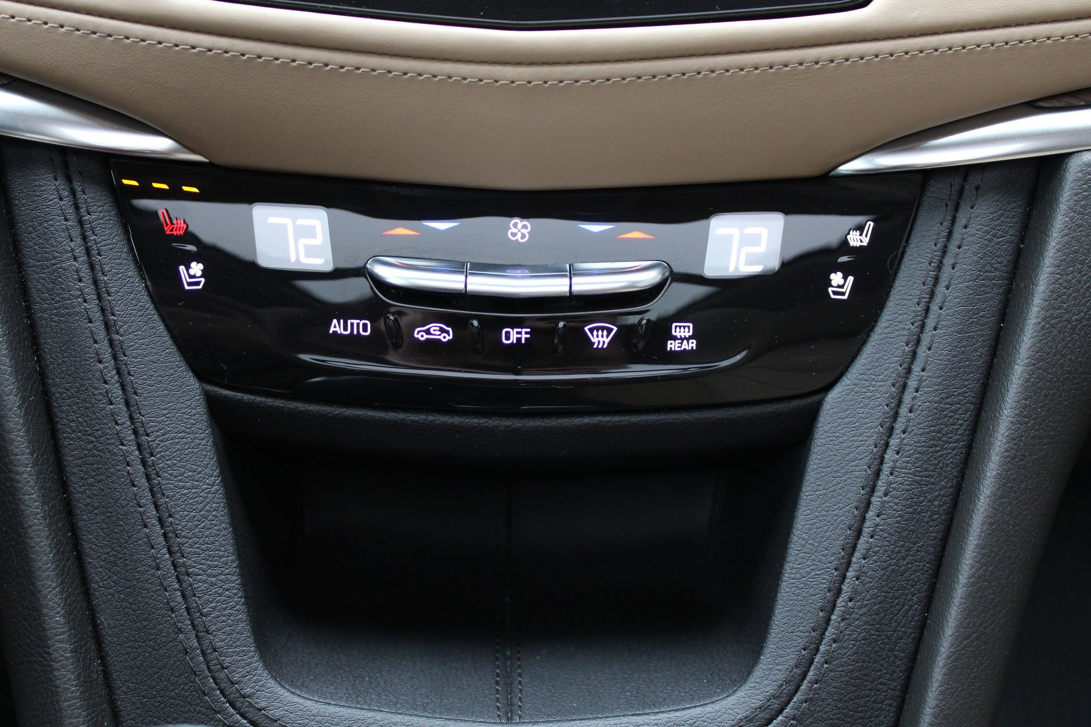 Used 2023 Cadillac XT5 Premium Luxury w/ Platinum Package image 22