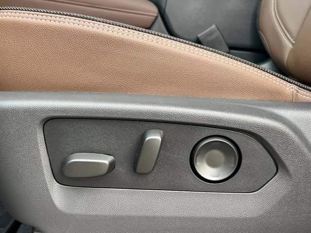 New 2026 Chevrolet Tahoe High Country AWD/4WD image 10