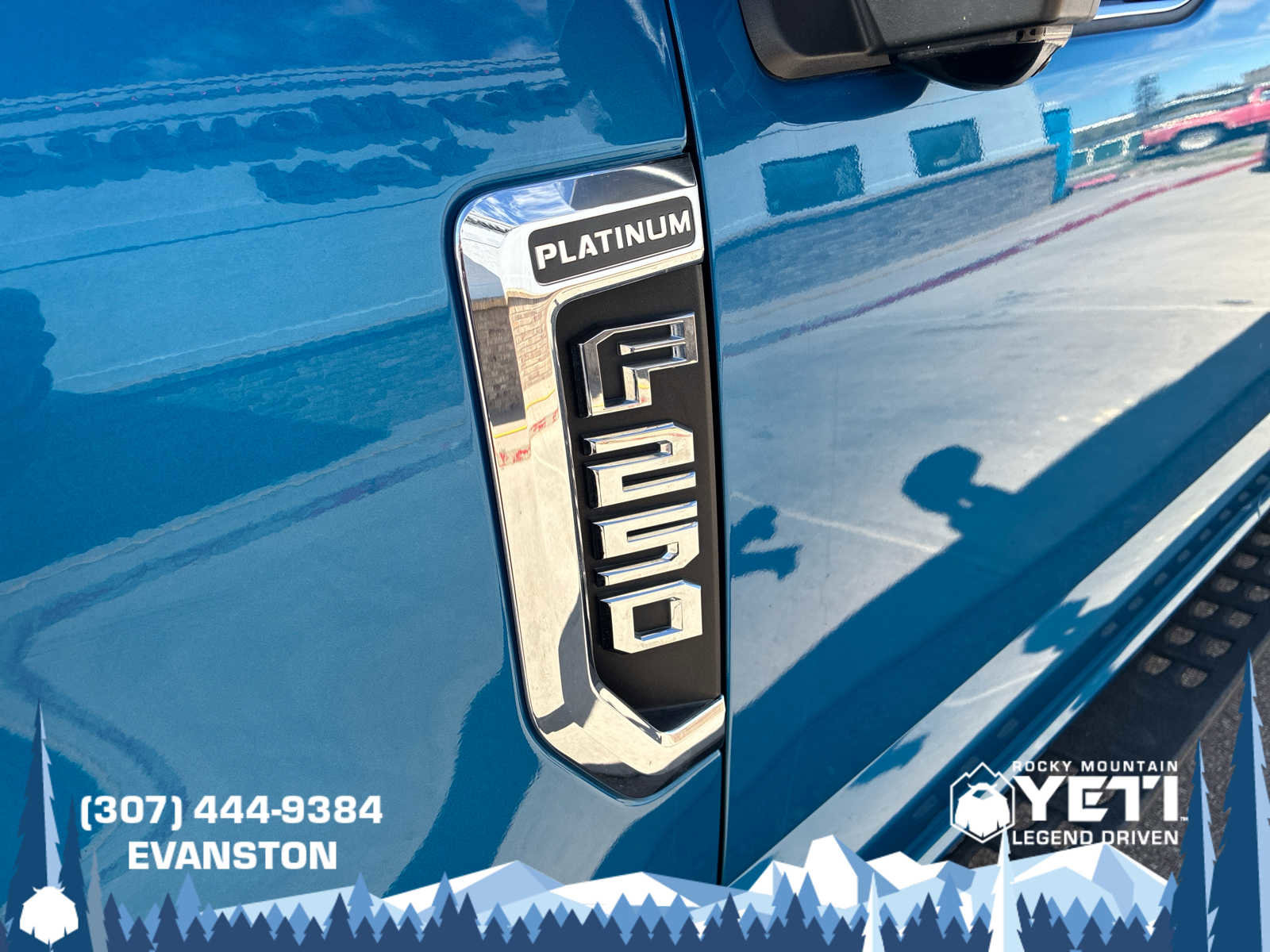 Used 2021 Ford F250 Platinum w/ Tremor Off-Road Package AWD/4WD image 11