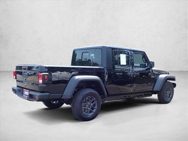 Used 2026 Jeep Gladiator Sport AWD/4WD image 4