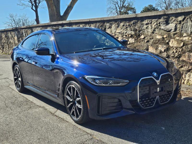 Used 2023 BMW i4 eDrive40 w/ M Sport Package image 9