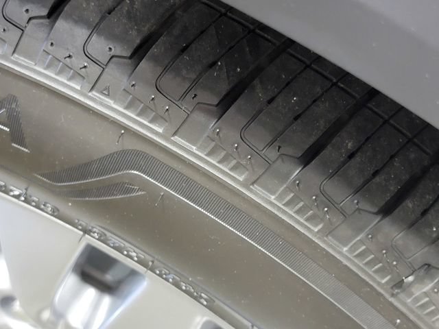 Certified 2025 Acura MDX SH-AWD image 11