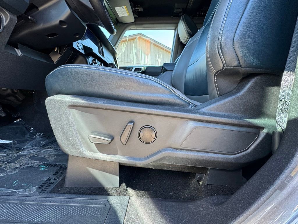 Used 2023 Ford Bronco Outer Banks image 16