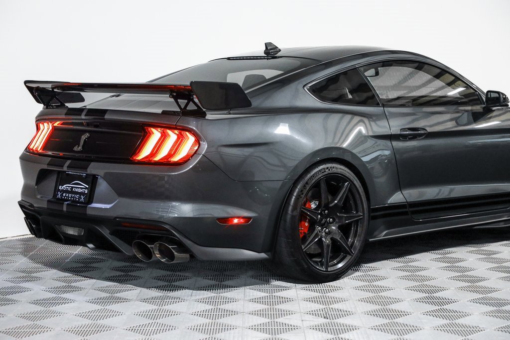 Used 2022 Ford Mustang Shelby GT500 w/ Carbon Fiber Track Pack image 5