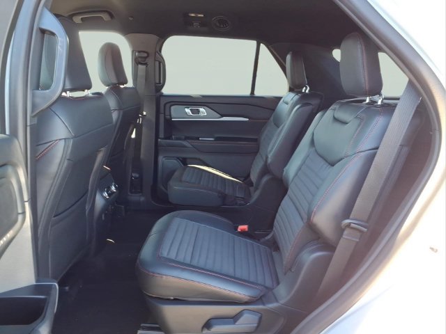 New 2027 Ford Explorer ST-Line AWD/4WD image 12