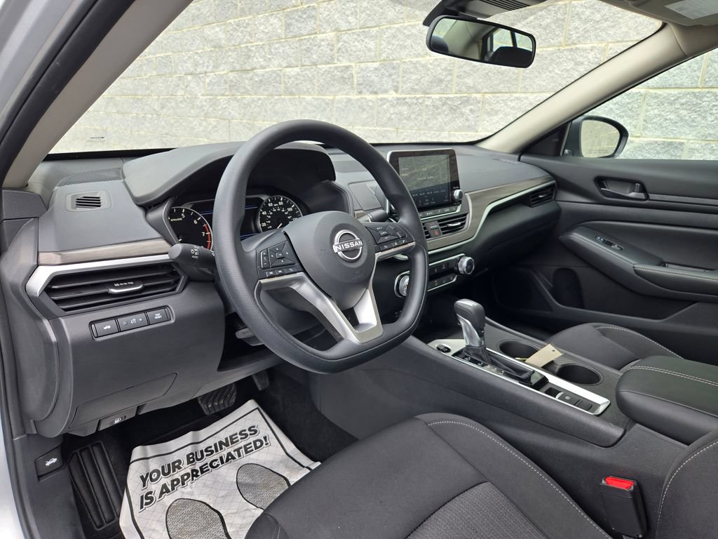 Used 2026 Nissan Altima 2.5 SV AWD/4WD image 13