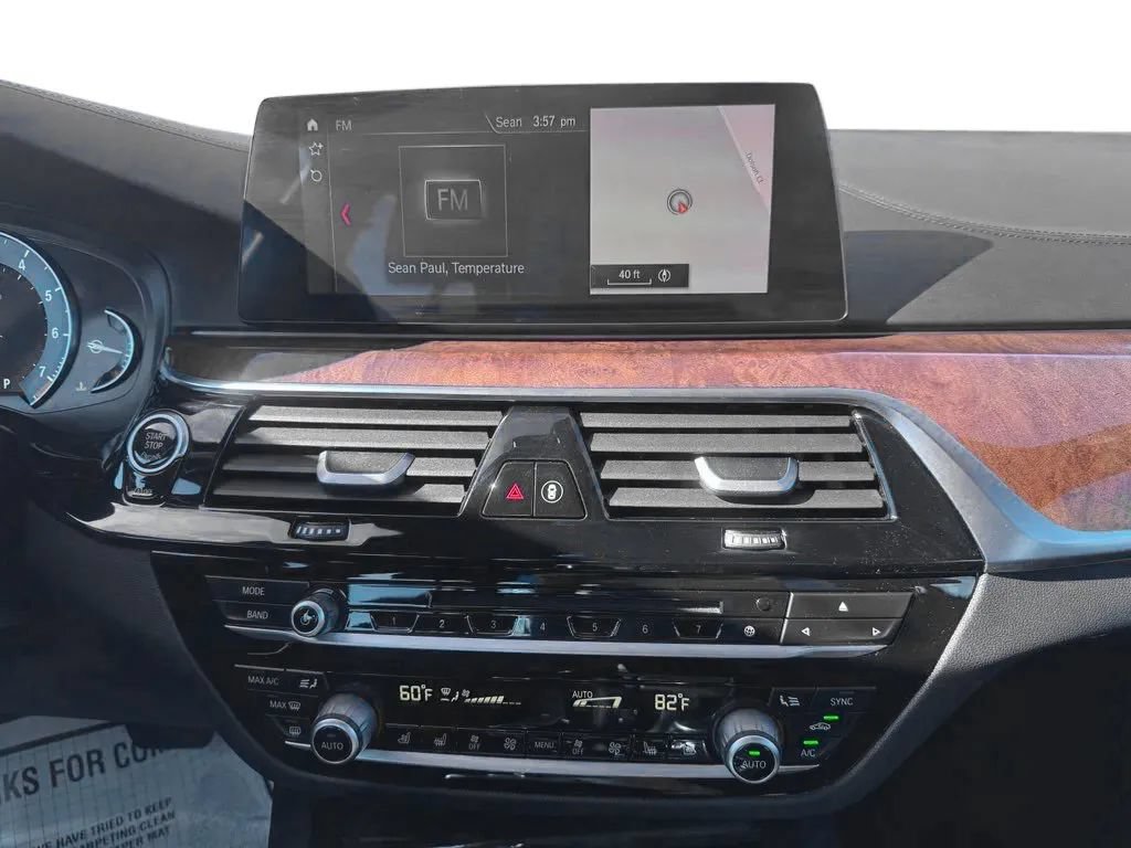 Used 2019 BMW 530i xDrive w/ Luxury Seating Package AWD/4WD image 27