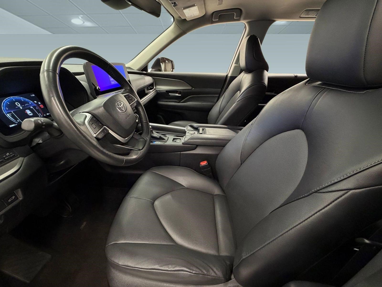 Used 2024 Toyota Grand Highlander XLE image 20