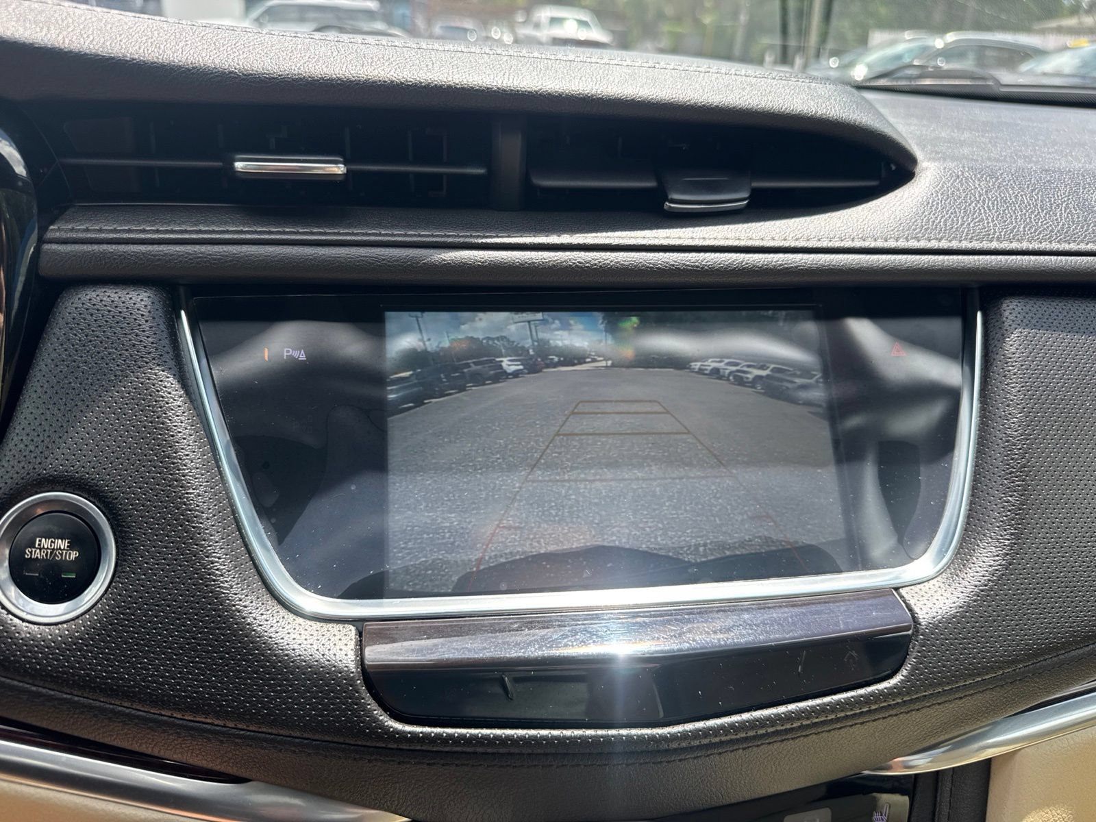 Used 2018 Cadillac XT5 Premium Luxury FWD image 30