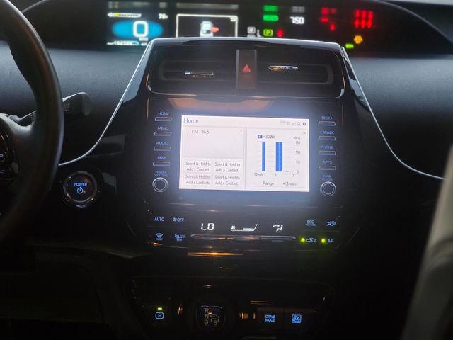 Used 2022 Toyota Prius XLE FWD image 30