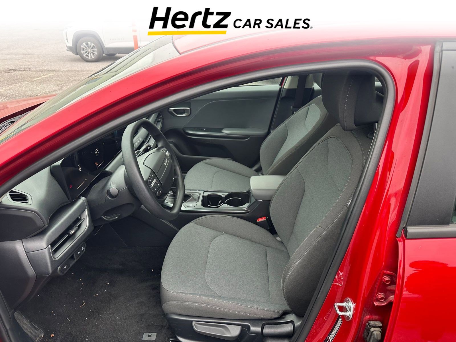 Used 2025 Kia K4 LXS image 7