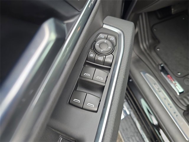 New 2025 GMC Sierra 2500 Denali w/ Denali Reserve Package image 16