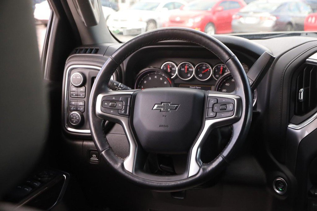 Used 2022 Chevrolet Silverado 1500 LT Trail Boss w/ LT Trail Boss Premium Package image 22