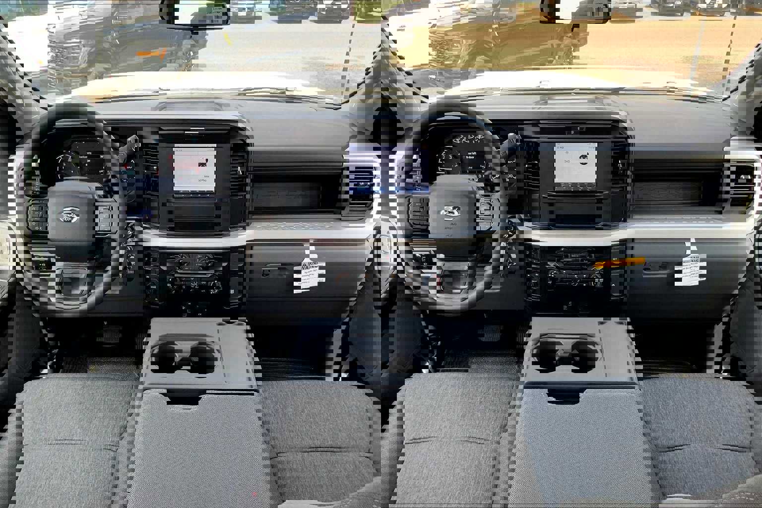 New 2026 Ford F250 XL w/ XL Chrome Package image 5