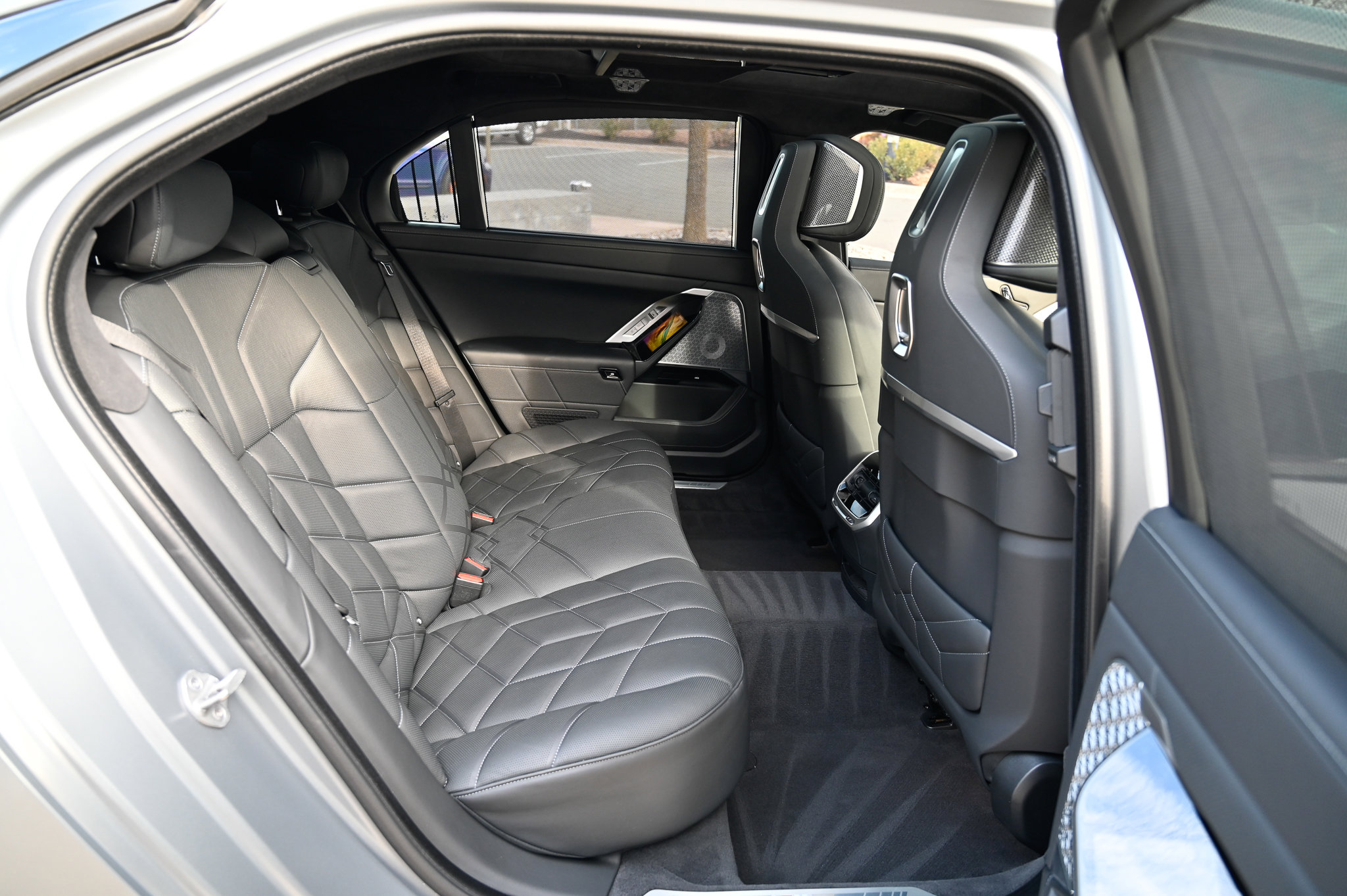 Used 2023 BMW 760i xDrive 760i xDrive image 54