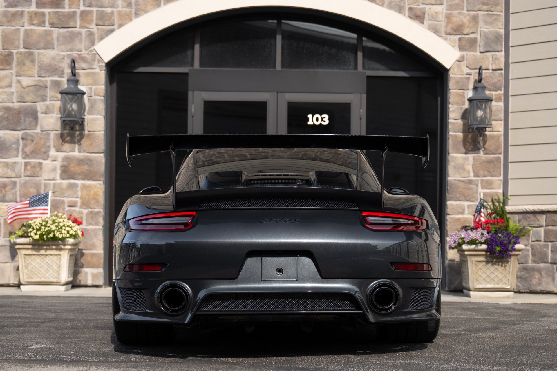 Used 2018 Porsche 911 GT2 RS RWD image 13