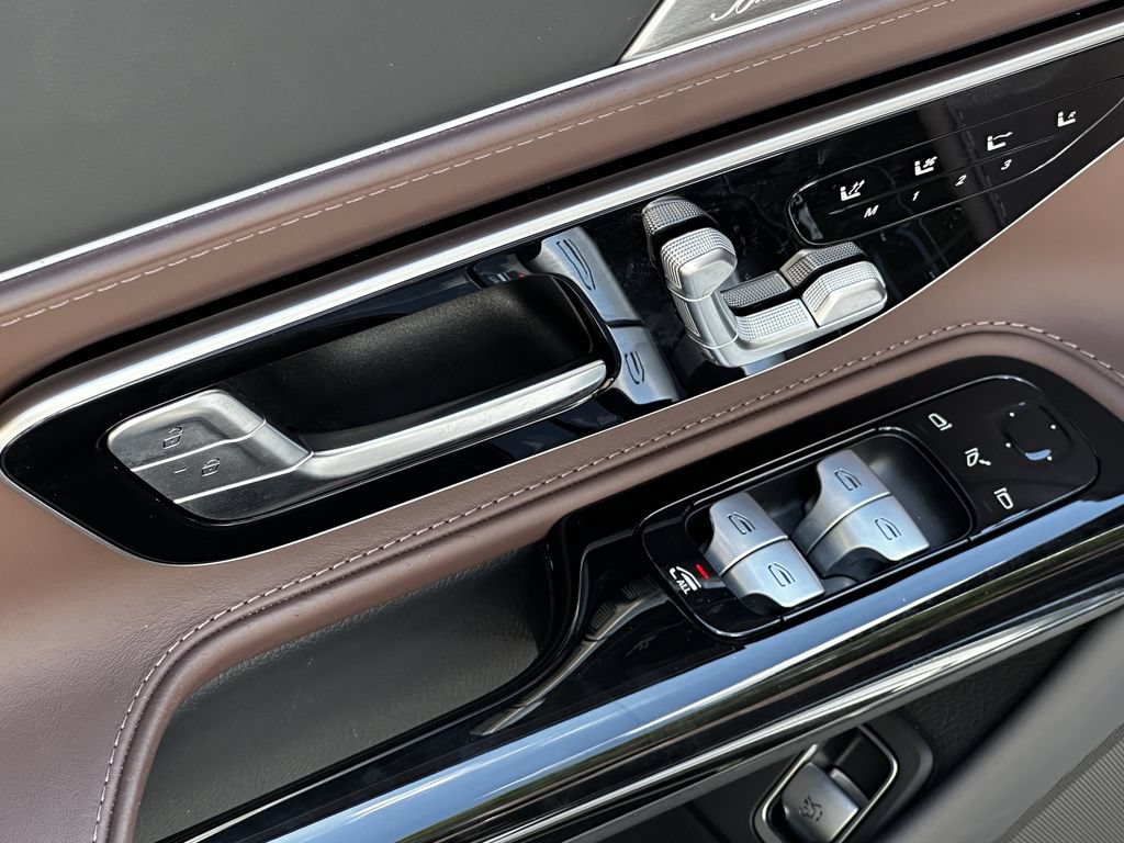 Certified 2024 Mercedes-Benz SL 55 AMG 4MATIC w/ Manufactur Interior Package image 12