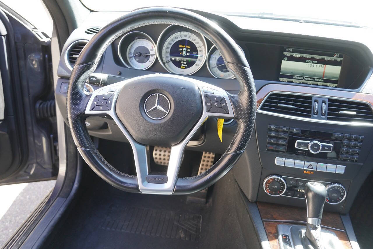 Used 2013 Mercedes-Benz C 300 4MATIC Sedan image 19