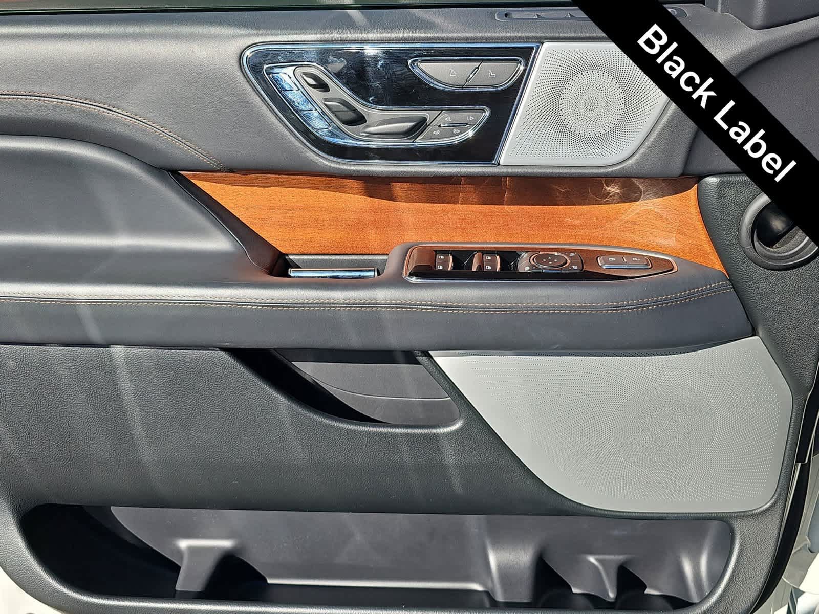 Used 2024 Lincoln Navigator Black Label AWD/4WD image 27