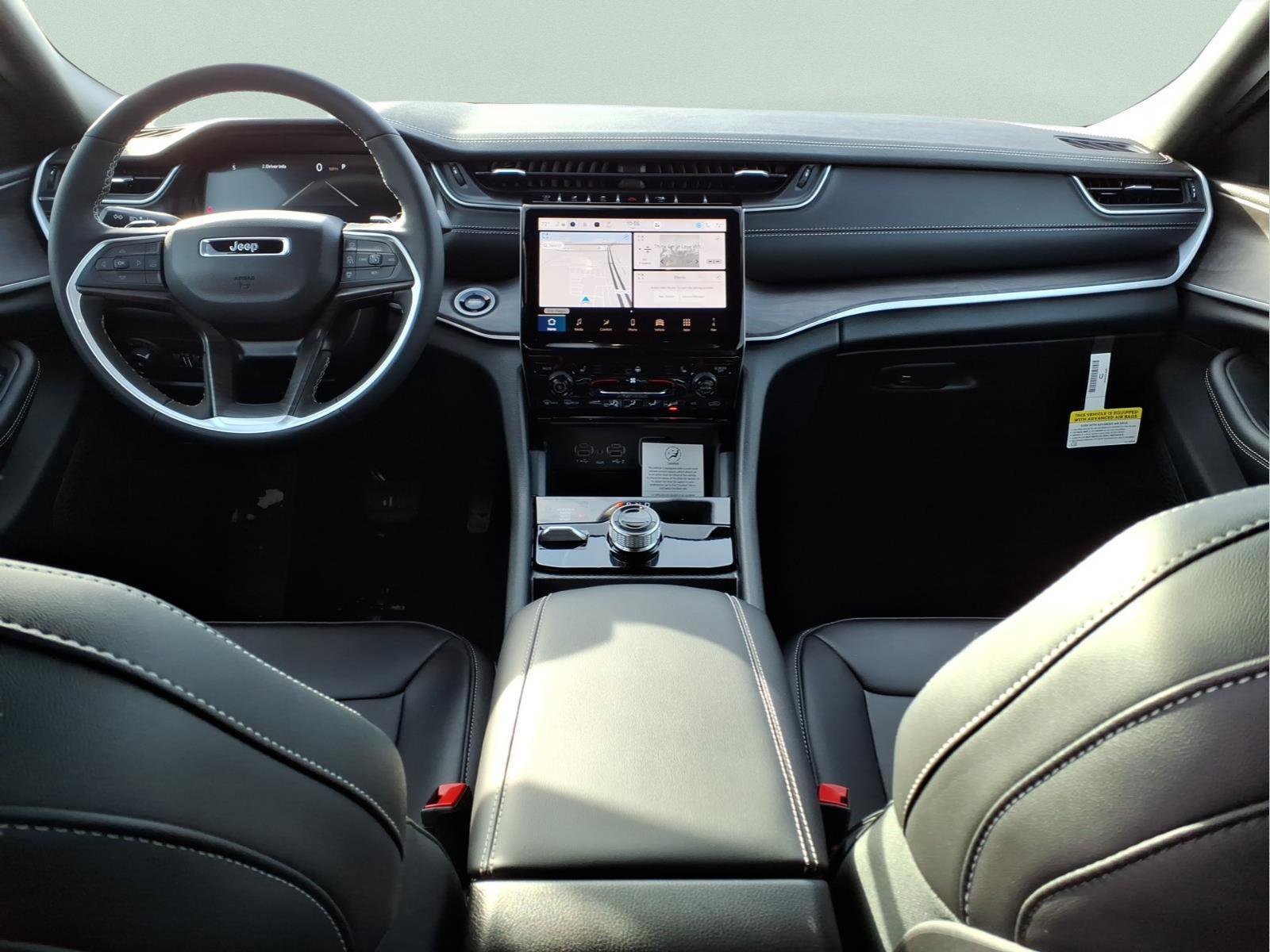 New 2025 Jeep Grand Cherokee L Limited w/ Black Appearance Package image 12