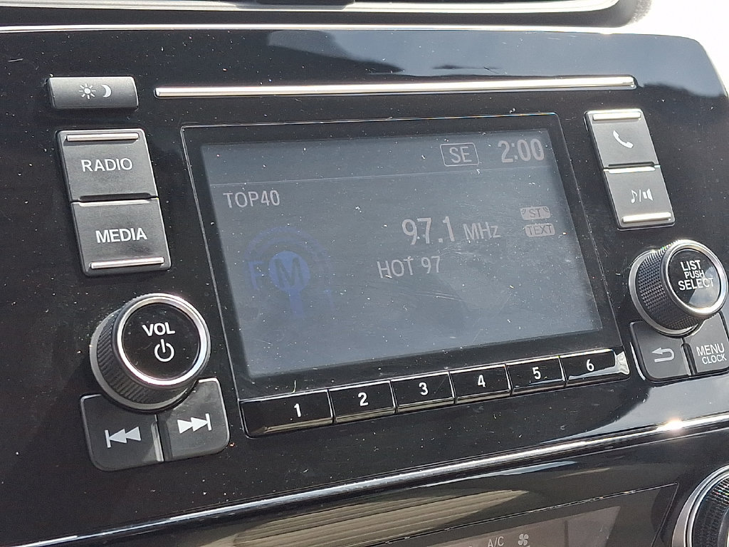 Used 2020 Honda CR-V LX image 17